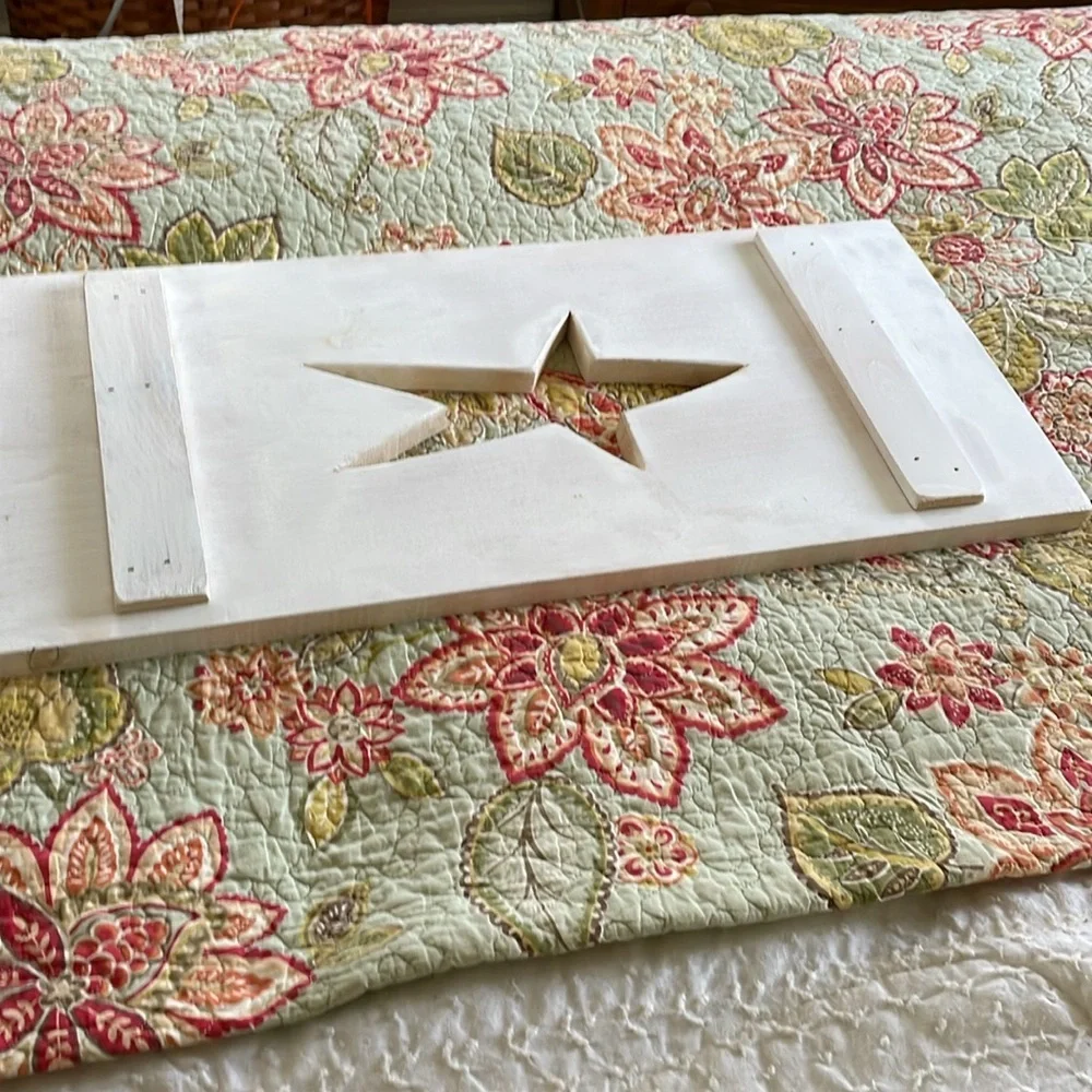 White washed pine star shutter. Primitive decor. Approx 11” w x 24”l x 3/4” d